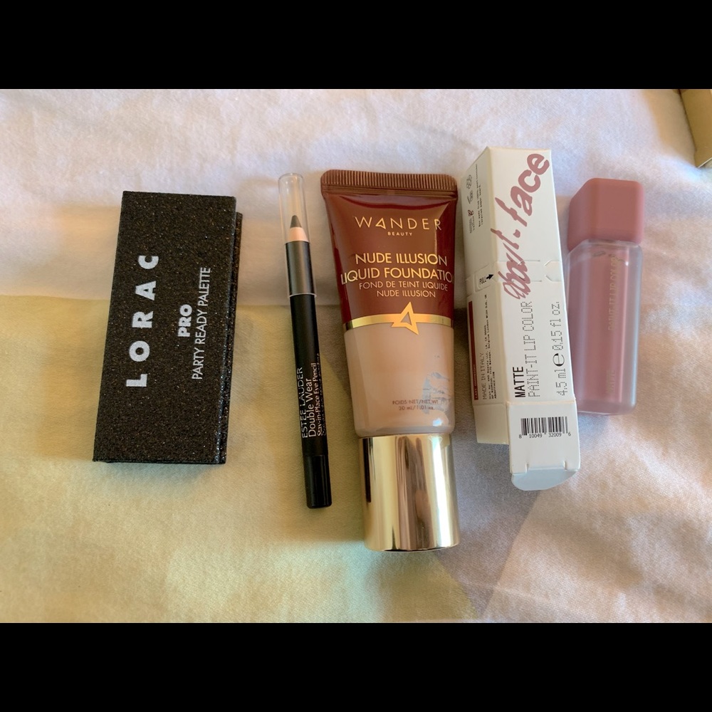 Makeup bundle